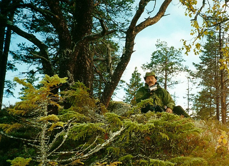 2001_0008.jpg - Vi hadde med oss Dag Haug som videofotograf en dag i elgjakta 2001