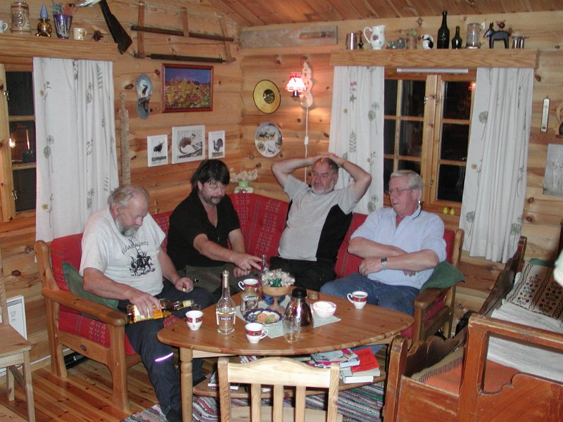 EPSN0032.JPG - Så ble det kaffe og en akevittdram etterpå