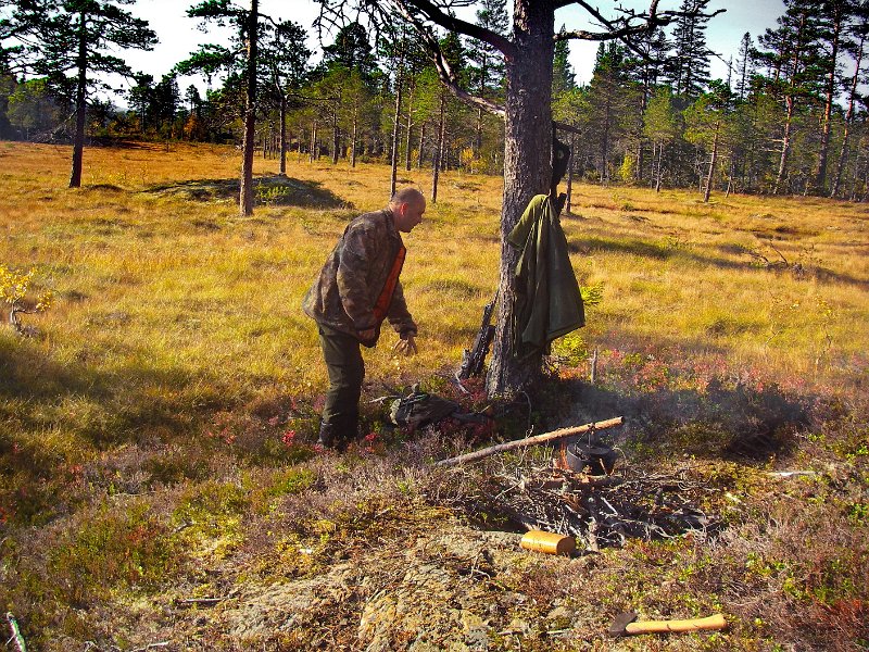 Imgp2291.jpg - Kaffekok på Stor-Flåkkåmyra. Henrik